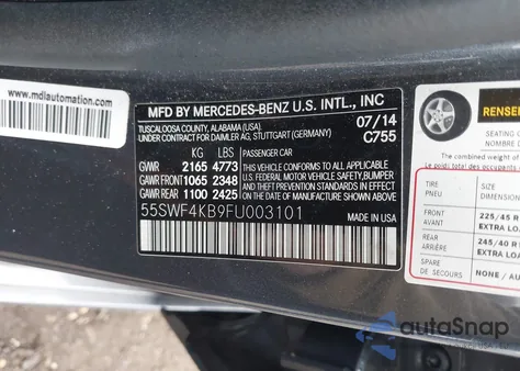 2015 Mercedes-Benz C 300 Sport 4Matic из США, поврежденный, VIN 55SWF4KB9FU003101